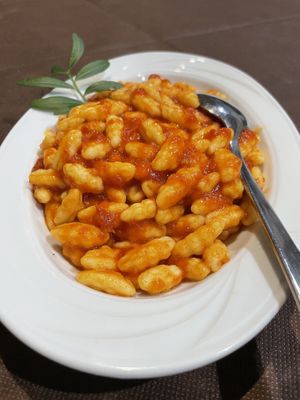 Gnocchetti sardi caserecci al pomodoro  at Agriturismo Pedru Caddu in Tula