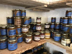 jars for sale  at de moniö in Mallorca