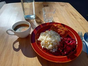 Lunch yesterday. Stuffed cabbage, beets salad, peas rice and miso soup. 16€ including water and coffee at Oma Maa in Helsinki