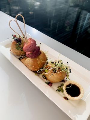 Samosas, 1 portion  at Sairaz Indian Fusion in Brunnen