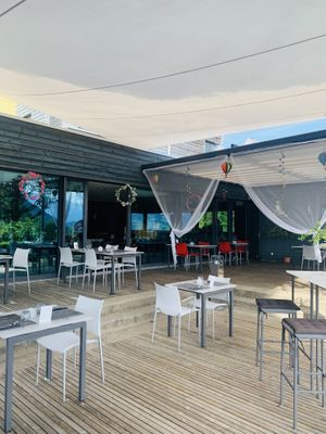 Terrasse  at Sairaz Indian Fusion in Brunnen