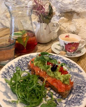 Vegan toast - La de sobrasada at Maldita Gloria! in Alicante
