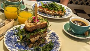 Vegan brunch at Maldita Gloria! in Alicante