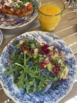 Vegan toast la de palta  at Maldita Gloria! in Alicante