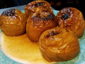 Baked apples at Macrobiotic Zen in Barcelona