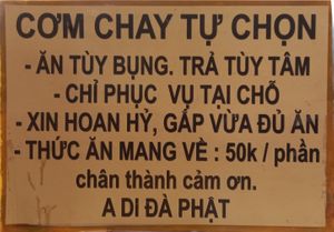 suggested minimum donation of 50,000 VND / meal at Mãn Tự in Ho Chi Minh City
