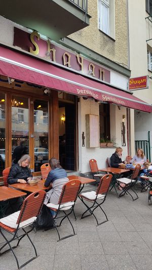 Exterior and outside seating at Shayan in Berlin