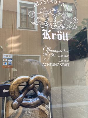 The magical doorknob  at Strudel Cafe Kröll in Innsbruck
