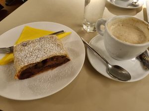 Strudel mit Cappuccino ❤️ at Strudel Cafe Kröll in Innsbruck