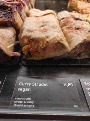  at Strudel Cafe Kröll in Innsbruck