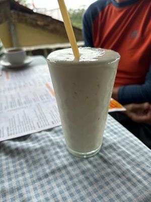 Smoothie soursop   at Tom's Pan German Bakery in Nuevo Arenal