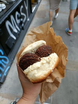  at Beigel Bake in Shoreditch