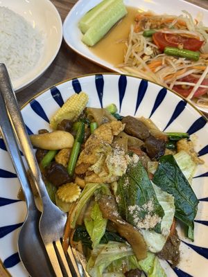 Pad see ew  at Green Dining in Hua Hin