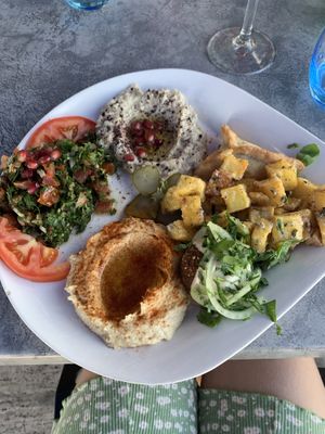 Assiette vegan  at Lebanon by Allo Liban in Cagnes-sur-mer