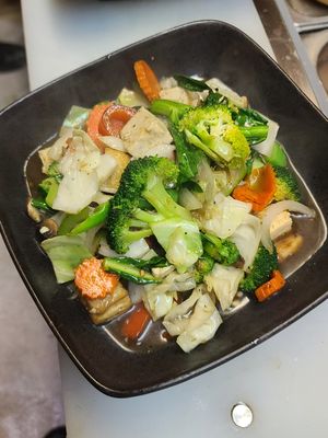 mixed veggie stir fry with tofu at Mana Thai Comfort Food in Longmont