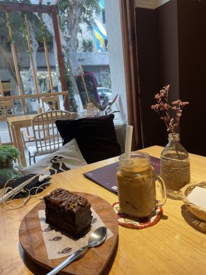   at UKAW Chocolate in Miraflores