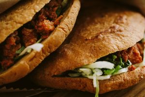 Claro que si! Logramos traer para ti, unas ricas gorditas de chicharrón conscientes. at Pali Pali Alameda in Mexico City