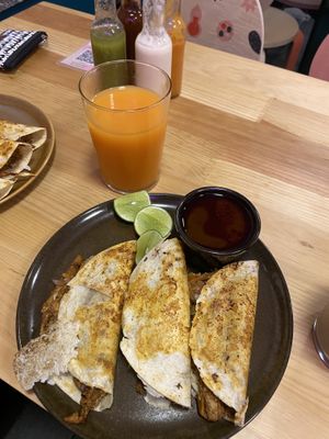 Tacos   at Pali Pali Alameda in Mexico City