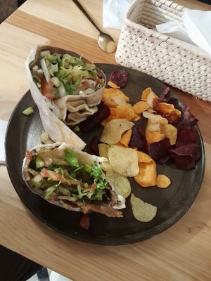 Burrito de milanesa con chips. at Pali Pali Alameda in Mexico City