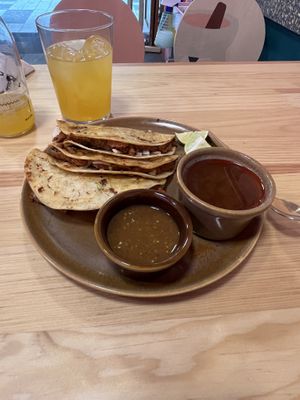 Birria tacos  at Pali Pali Alameda in Mexico City