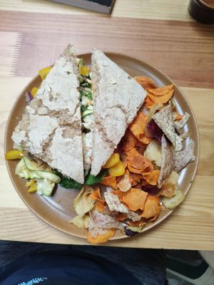 Sandwich si. Gluten de verduras asadas at Pali Pali Alameda in Mexico City