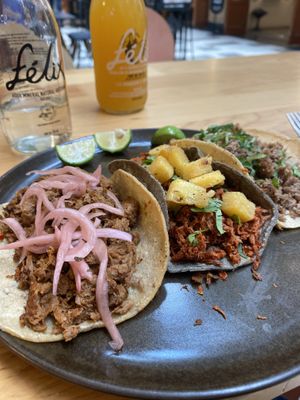 Vegan Tacos - 🌮 Surtidos  😛 Muy Ricos Sin Cebolla y con Limón   at Pali Pali Alameda in Mexico City