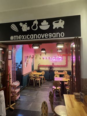   at Pali Pali Alameda in Mexico City