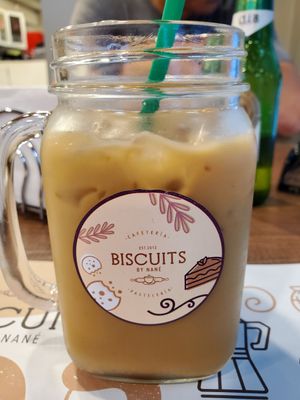 Almond milk latte at Biscuits by Nane in Guayaquil
