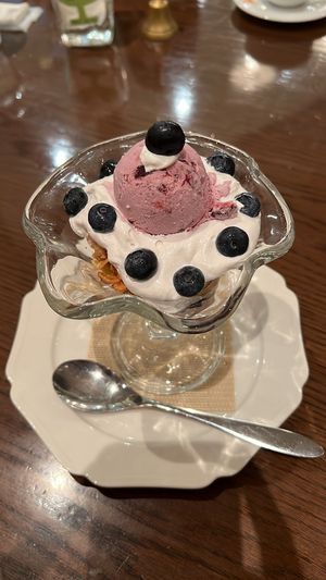Blueberry parfait  at T's Restaurant in Tokyo