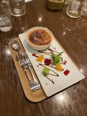 Crème brûlée   at T's Restaurant in Tokyo