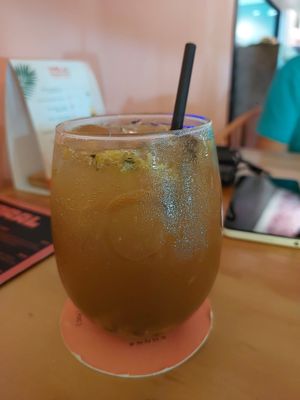 Maracuyá lemonade at Coral Vegan Pizza in Playa Del Carmen