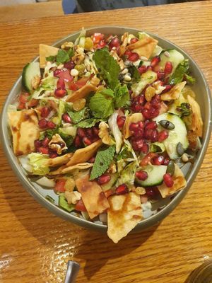 Salad at Cook' n Saj in Paris