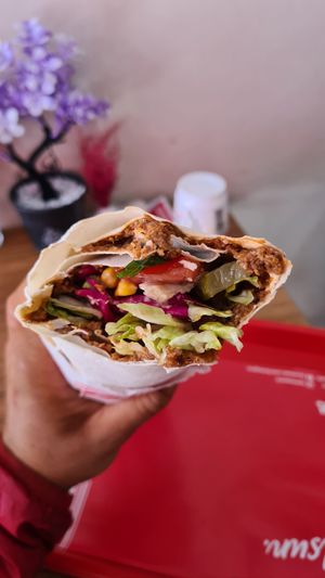 delish, fast and very friendly staff. i really enjoyed it there and would go again :) at Komagene in Konya