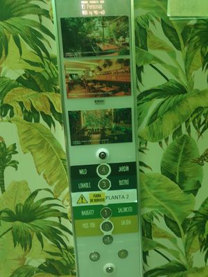 The elevator at Jardín Secreto in Madrid