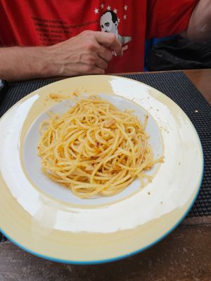 Pizza in spicy oil dressing at Gusto in Havana