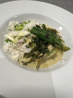 Vegan Thai green curry with ‘what the cluck’ faux chicken pieces  at Eat To The Beat in Aylesbury