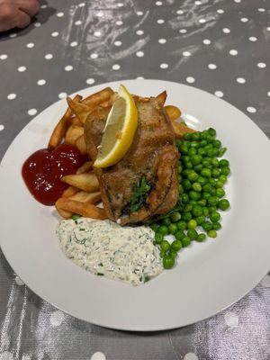 Vegan tofu fish n chips with vegan tartare sauce - amazing! at Eat To The Beat in Aylesbury
