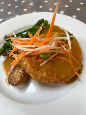 Katsu curried celiac with veg at Eat To The Beat in Aylesbury
