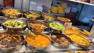  at Unicuz Vegetarian 宏缘素食 - Aperia Mall in Central Singapore