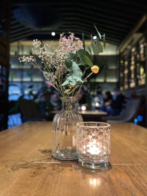 Tischdeko 💐  at Zen Chay 2  in Cologne