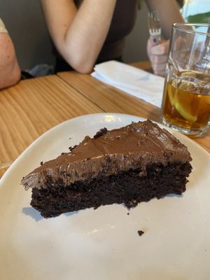 Tarta vegana de café y chocolate  at Nordest Cafè in Puigcerda