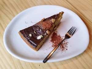 Vegan chocolate cake at Nordest Cafè in Puigcerda
