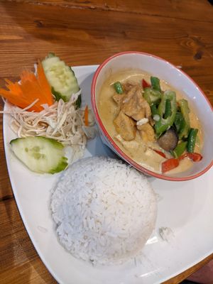 Vegan Thai green curry at Taste of Thailand in Sheffield