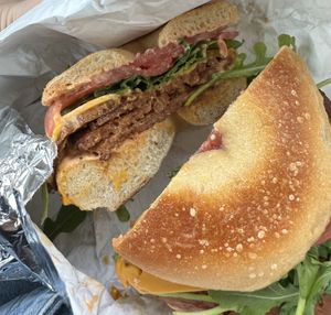 Build your own (hot): Plain bagel, vegan pastrami, vegan cheddar, arugula, tomato, vegan Russian dressing. I didn’t like that the arugula got hot/wilted. Might try cold next time at Pearl's Bagels & Bakery in Albany