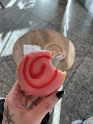strawberry donut + chai oat latte  at Dunkin' - Ostbahnhof in Berlin