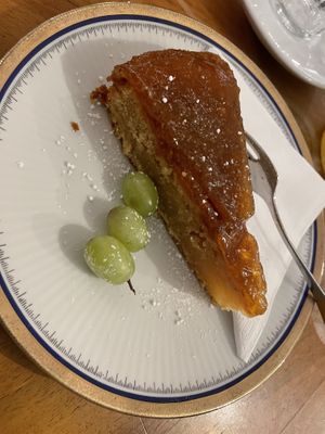 Kokos Kuchen  at Lorenz in Hamburg