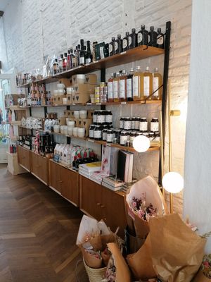 Products at Les Cup'inn in Namur