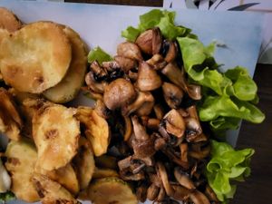 Cooked mushrooms and zucchini at Mint in Kriva Palanka