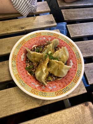   at Trantranzai - Châtele in Paris