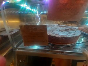 Vegan sweet pie at Arcadia Caffe in Pisa